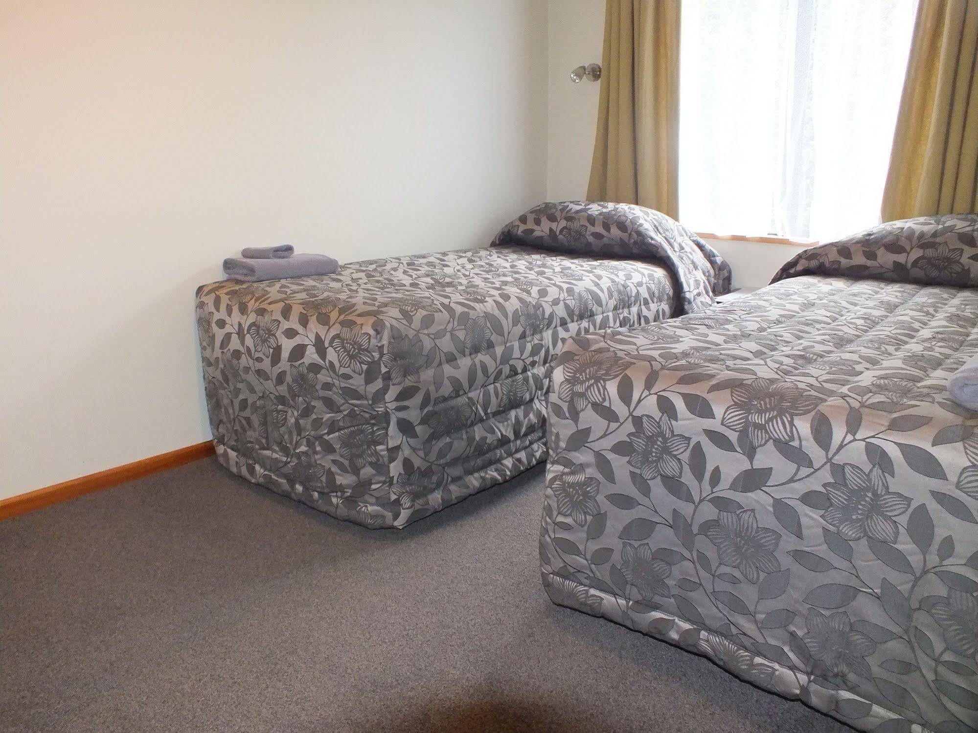Alpine Garden Motel Ханмер Спрингс Екстериор снимка